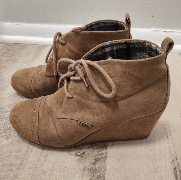 Bongo Taupe Booties - Picture 2 of 6